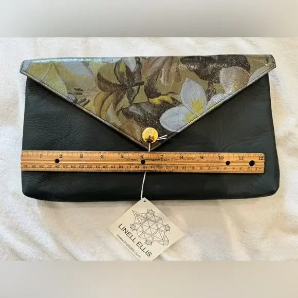 NWT Linell Ellis Florence Envelope Clutch - Picture 7 of 8
